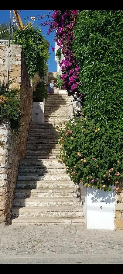 Albufeirasun, Arrive As A Guest Leave As A Friend. Lägenhet