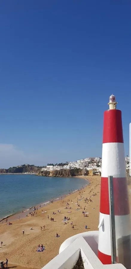 Albufeirasun, Arrive As A Guest Leave As A Friend. Lägenhet  Albufeira